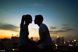 小说：双男主救赎，人生是什么？是身后的风景身边的人回家的路图片