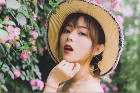 小说：“陆励成，你听我说，当初不是我自愿跟你分手的！”图片