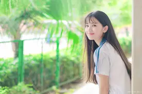 小说：小伙没钱没势，姑娘却想方设法要微信，难道知道他军魂身份图片