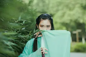 小说：鼠鼠我呀，只想好好吃饭，不想挨揍呀！图片
