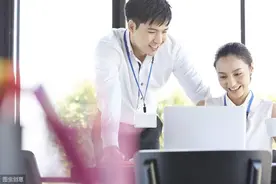 小说：拜金前女友抛弃我，转投富二代怀抱，岂料背后却大骂我渣男图片