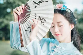 小说：满腔的悔恨委屈都发泄出来，她哭得撕心裂肺、肝肠寸断图片