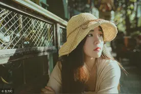小说：思考了很长时间之后，南宫悦说：“我不知道要怎么回答。”图片