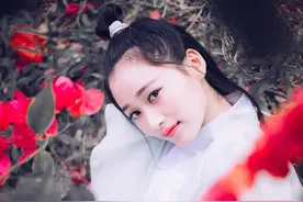 小说：阿飘姐占据暴君身体后，为了保护自己第一次嘎人图片