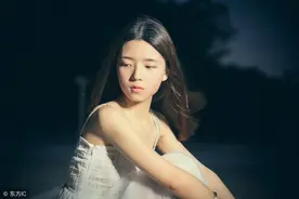 小说：拍卖会上，小伙让土豪花一百万拍古董，一转手就挣了两千万图片
