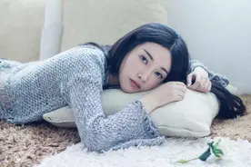 小说：我从小就没咋见过爸爸，妈妈也不告诉我，我的记忆很模糊图片