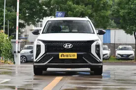 韩系车还有机会吗？现代全新SUV起售12.18万，2.0L+6AT，该如何选图片