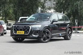新车 | 售60.98万元起/增3.0T黑武士型，2025款奥迪Q7正式上市图片