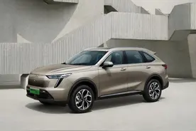 6.8秒破百，可续航1231公里，15.98万起，哈弗枭龙MAX实力如何？图片