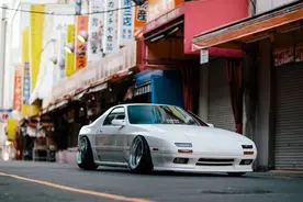 改装凉介的马自达RX-7？打开机舱才惊艳图片