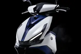 [踏板推荐] QJMOTOR 鸿125，ABS＋TCS的配置同级难逢敌手图片