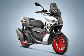 雅马哈NMAX155和阿普利亚GT200哪一款更值得买？图片