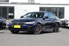 体验进口宝马540i，配3.0T动力，5.1秒破百，预算60万买它值吗？图片