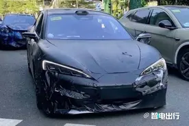 仰望U6谍照曝光，定位C级轿车，纯电续航可达1000km！图片