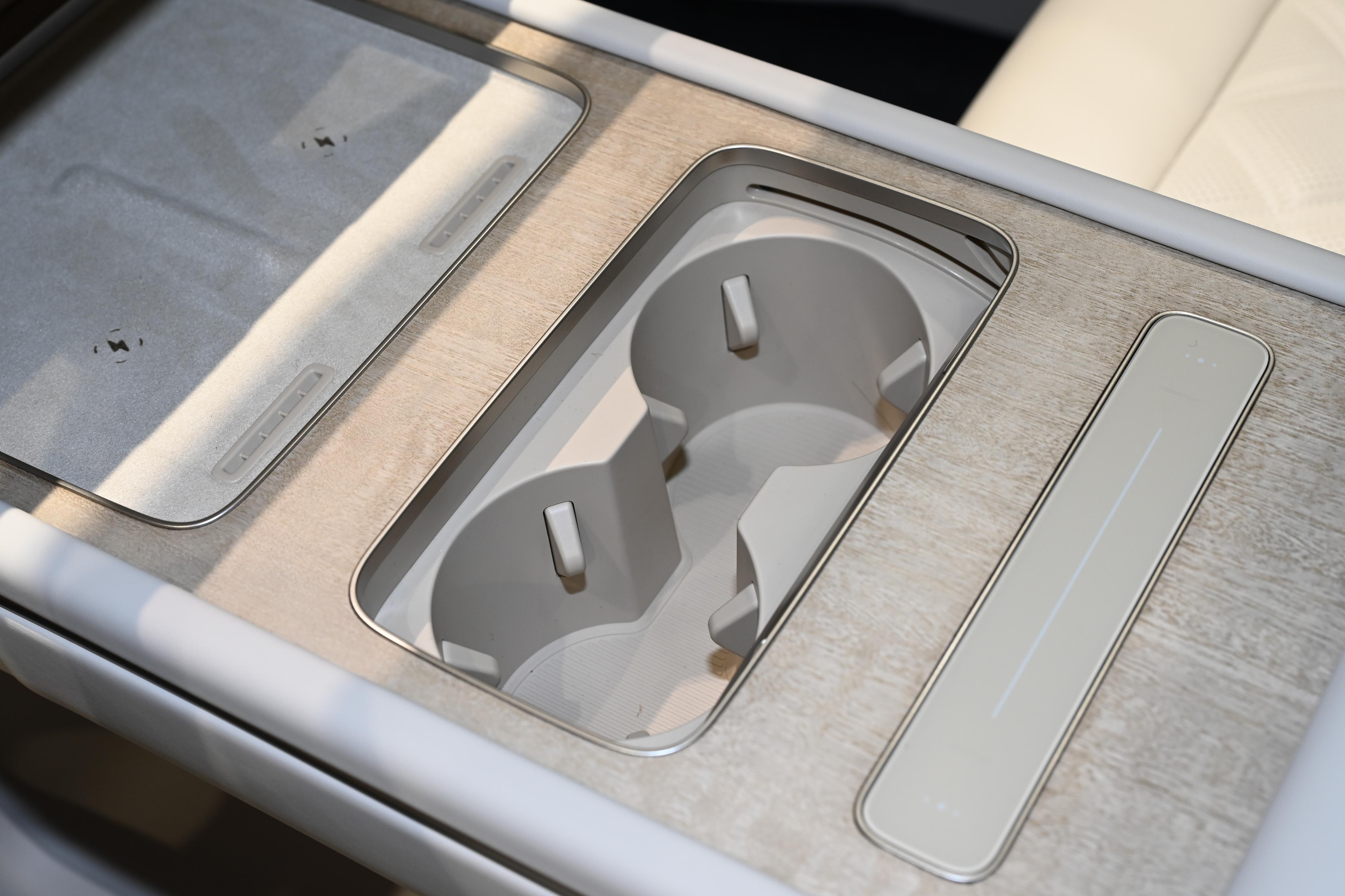 七座纯电SUV空间实用性评测_蔚来_蔚来ES8 2026款 七座行政豪华版家用体验