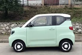 印度又“开挂”，塔塔Tiago EV上市，60公里加速5.7秒，续航315Km图片