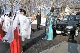 “智能化汽车”加收智商税，科技迷信如何坑人？图片