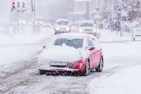 路面积雪，起步打滑怎么破：这4个小技巧很管用图片