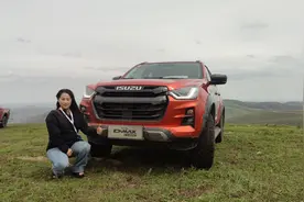 试驾官丨评测全新D-MAX V-CROSS，荒野穿行，烂路终结者！图片
