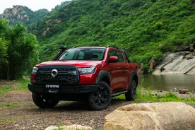 试驾长城越野炮：2.0T+8AT，内饰不输家用车，越野性能很硬核图片