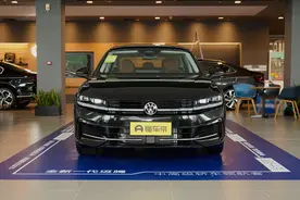 解读全新迈腾B9：车长4990mm，配骁龙8155芯片，外观和内饰焕新图片