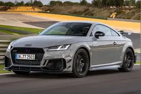 限量100台，终极版奥迪TT RS iconic图片