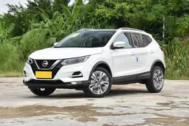 15.49万起，标配2.0L+CVT动力，耐用又省油，带你看逍客图片