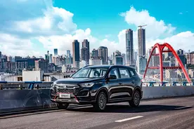 SUV市场又杀出一匹黑马，中国重汽VGV U70Pro将于5.26上市图片