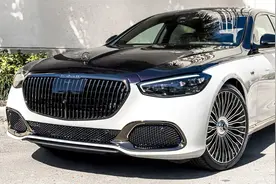 2025梅赛德斯迈巴赫S680 V12 沉浸式体验外观和内饰视频封面