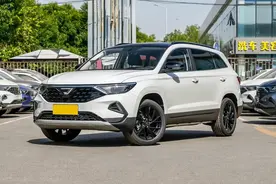 试驾捷达VS7次顶配，1.4T+6AT动力，油耗低至6.7升，仅售13.68万图片