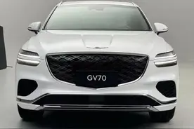 操控比肩性能车，实拍体验新款捷尼赛思GV70图片