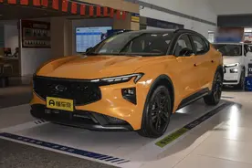 蒙迪欧 2025款 2.0T E-混动 运动版车型大概怎么样？图片