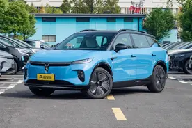 后驱过弯堪比四驱，还有800V快充+901km续航，纯电SUV可以看它！图片