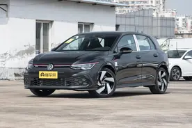 德系“小钢炮”2023款高尔夫GTI，最高时速230公里，安全配置丰富图片