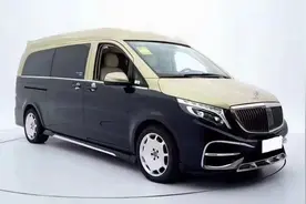 奔驰迈巴赫双拼颜色车身商务车，只需要6x万？值得入手吗？图片