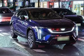 短试凯迪拉克IQ傲歌：“车”才是豪华的底色图片