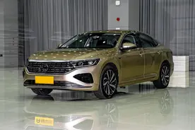 为年轻人打造的B级车，17.99万起，可家用可商务，实拍全新帕萨特图片
