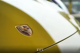 斯图加特也遮不住的北美情怀，911 Targa 4S让偏爱的情怀那么有趣图片