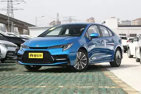 2021款 雷凌185T CVT科技版，配1.2T发动机，一公里油耗4毛左右图片