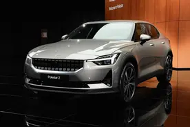 Polestar2：造型运动，搭载224马力电动机，配置讨喜，操控感强图片
