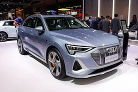奥迪e-tron降28.55万，豪华C级SUV，双电机四驱，适合入手？图片