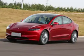 针对痛点全面升级 特斯拉Model 3焕新版抢先试驾图片