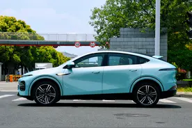 5座SUV，家用刚好，这款小鹏G6，优惠后19.99万，用车养车省心图片