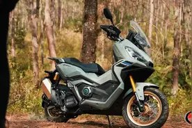 新车｜强悍运动ADV布雷斯通极岳150全彩仪表TCS防滑14980元起图片