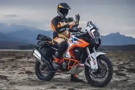 KTM 1290 Super Adventure R发布2023款图片