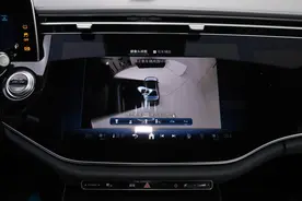奔驰E新增4款车型：售47.5-59.98万元，有全时四驱可选图片