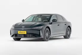新车 | 搭载插混动力/智能电四驱，奇瑞风云A9实拍，比亚迪汉DM同级图片