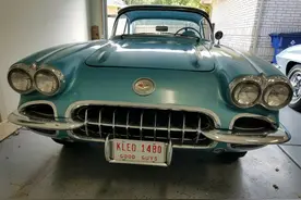 稀有的1960年雪佛兰科尔维特C1，国内松散汽车模仿对象图片