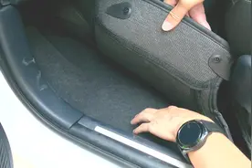 汽车脚垫怎么选？夺命脚垫不要选，以免影响生命安全图片