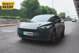 长安启源A05：6万多块的插电混动，这动力这油耗，别挑剔了！图片